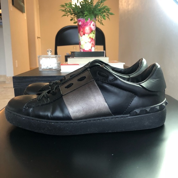 Valentino Garavani Sneakers - Picture 5 of 7